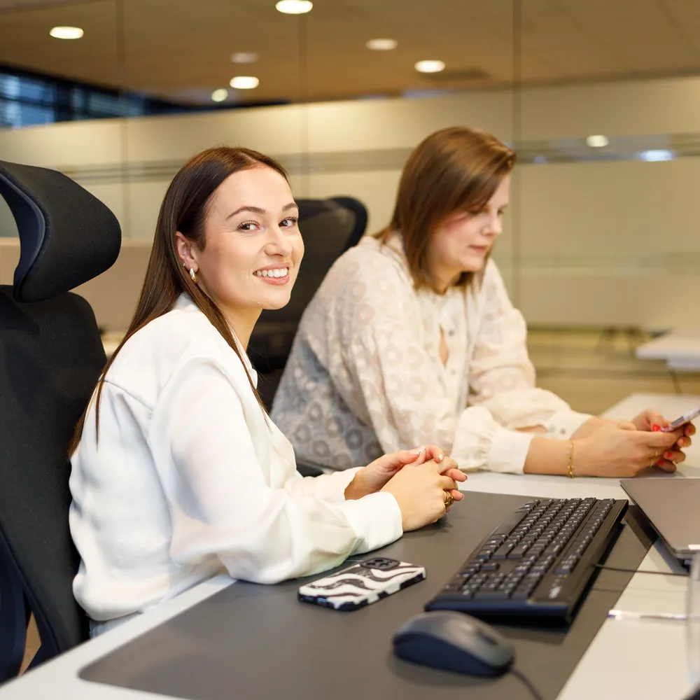 Colleagues working on Shopping campaigns